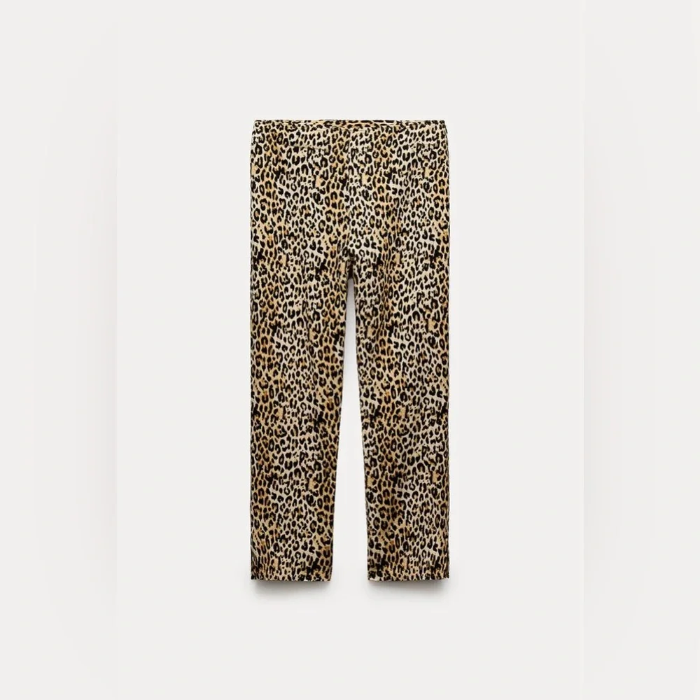 SALE! ZARA NWT ZW COLLECTION ANIMAL PRINT CAPRI PANTS